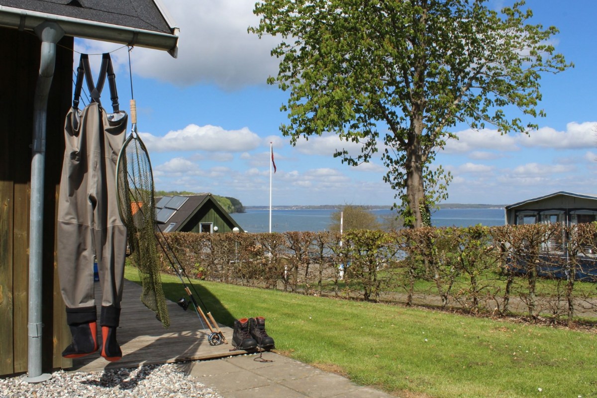 Anglerhütte direkt am Wasser in Dänemark